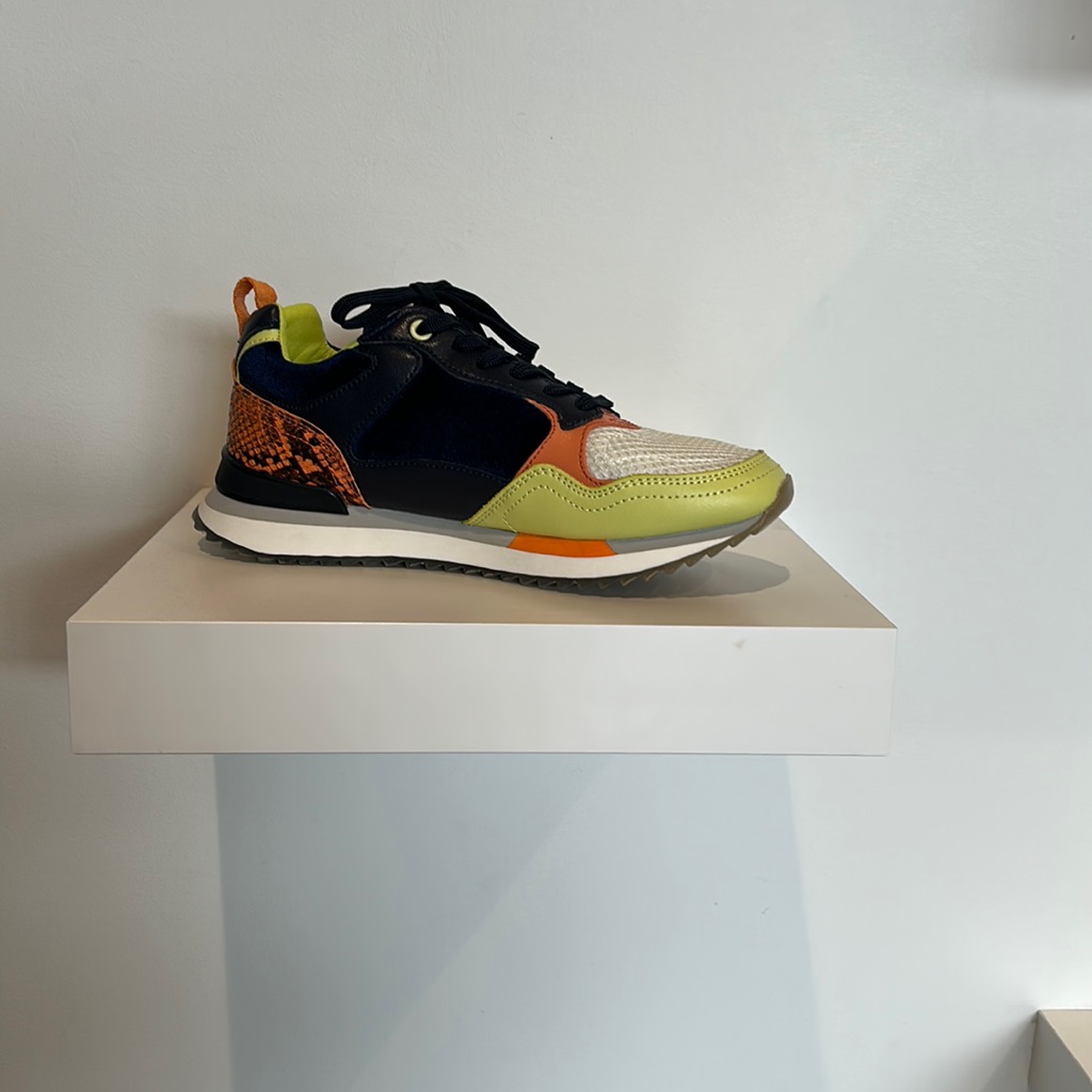 City Sneaker In Amsterdam